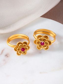 Peora - Gold Plated Rani Pink Synthetic Stone Studded Floral Adjustable Toe Ring Bichiya