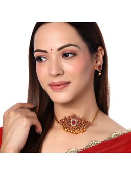 Yellow Chimes - Women Pink and White Gold-Plated Stone-Studded Choker Jewellery Set