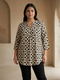 Qurvii - Ivory Printed Crepe Shirt