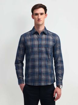Arrow Sports - Men Navy Blue Checks Slim Fit Casual Shirt