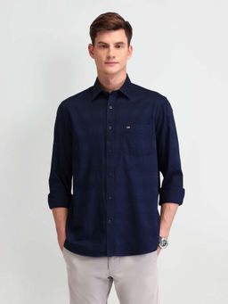 Arrow Sports - Men Navy Blue Stripes Tailored Fit Casual Shirt