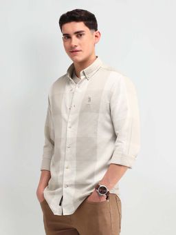 U.S. Polo Assn. Denim Co. - Men Cream Checks Slim Fit Casual Shirt