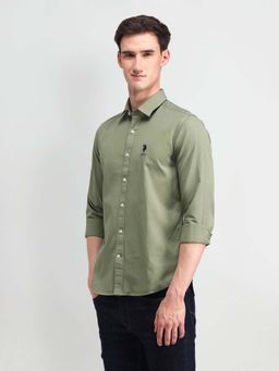 U.S. Polo Assn. Denim Co. - Men Olive Solid Slim Fit Casual Shirt