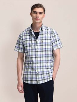 U.S. POLO ASSN. - Men Green Checks Tailored Fit Casual Shirt