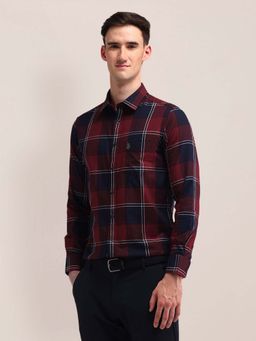 U.S. POLO ASSN. - Men Red Checks Tailored Fit Casual Shirt
