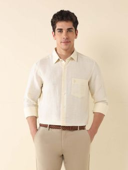 U.S. POLO ASSN. - Men Beige Solid Tailored Fit Casual Shirt