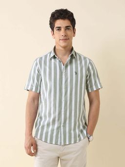 U.S. POLO ASSN. - Men Green Stripes Tailored Fit Casual Shirt