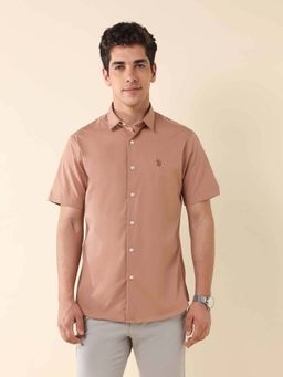 U.S. POLO ASSN. - Men Rust Solid Tailored Fit Casual Shirt