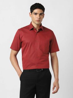 Van Heusen - Men Cotton Solid Collar Neck Regular Fit Red Shirt
