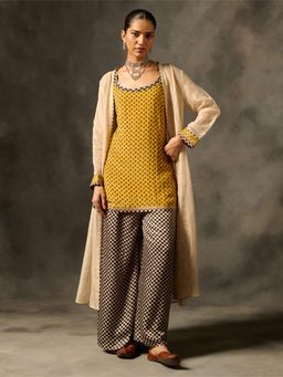 Saundh - Damini Multi-Colour Kurta with Shrug and Dupatta (Set of 3)