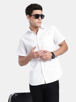 R&B - White Men Short Sleeves Regular Fit Shirt