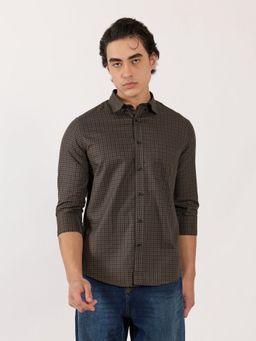 Espanshe - Men Brown Checks Casual Shirt