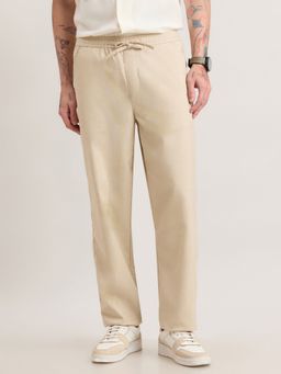 Espanshe - Men Cream Cotton Solid Straight Trouser