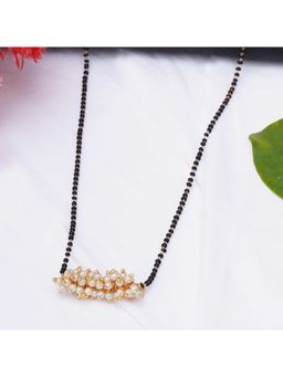 Karatcart - Gold Plated Pearl Studded Kundan Mangalsutra