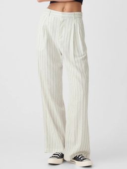 GAP - Women White Linen Stripes Relaxed Fit Pant