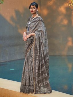 Akhilam - Women Cotton Blend Charcoal Grey Printed Designer Saree With Unstitched Blouse Piece