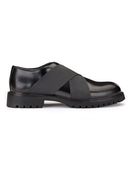 SHUTIQ - Barbados X Black Derbies