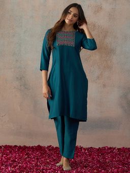 HRITIKA - Women Hritika Teal Silk Blend Crinkle Weaving Kurta with Pant