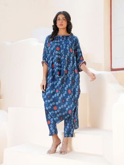Indisangam - Women Blue Geometric Print Modal Kurta and Pant