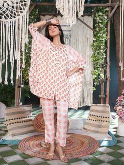 Indisangam - Women Peach Floral Printed with Contemporary Silhouette Kaftan and Pant