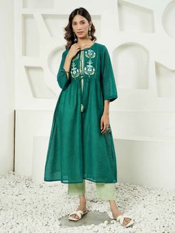 Indisangam - Women Green Embroidered Chanderi Kurta and Pant