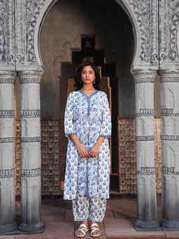 Indisangam - Women Blue Chintz Embroidered Cotton Kurta and Pant