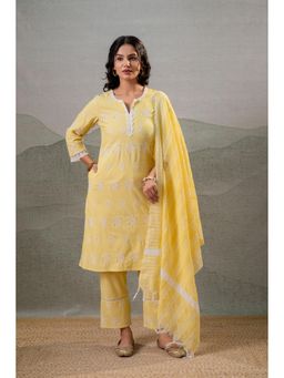 Juniper - Women Yellow Embroidered Kurta With Pant And Dupatta