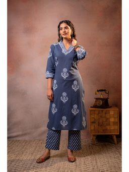 Juniper - Women Indigo Slate Bloom Heritage Print Kurta With Pant
