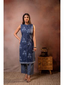 Juniper - Women Indigo Vana Sleeveless Heritage Kurta With Pant