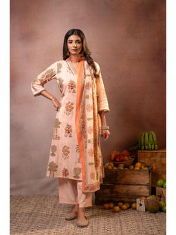 Juniper - Women Off-White Peach Botanical Printed Kurta With Pant And Dupatta