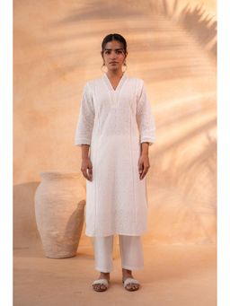Juniper - Women Off-White Schiffli Kurta And Pant