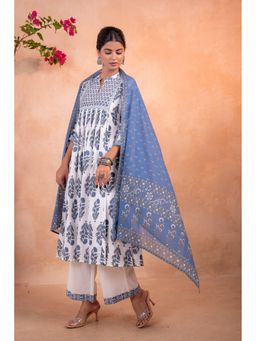 Juniper - Women Indigo Floral Printed Anarkali Kurta With Pant And Dupatta