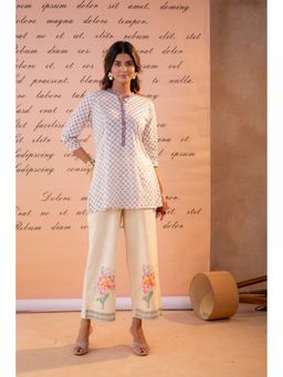 Juniper - Women Off-White Blossom Kurta With Palazzo