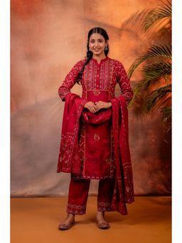 Juniper - Women Maroon Printed Straight Kurta With Pant And Dupatta