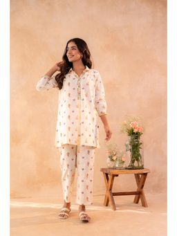 Juniper - Women Off-White Garden Print Kurta And Pant