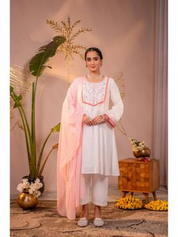 Juniper - Women White Embroidered Kurta With Pant And Dupatta