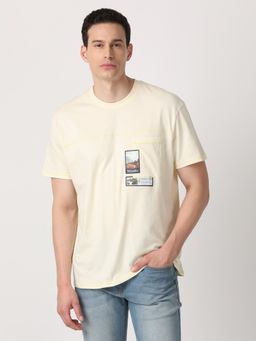Wrangler - Men Regular Solid Cream T-Shirt