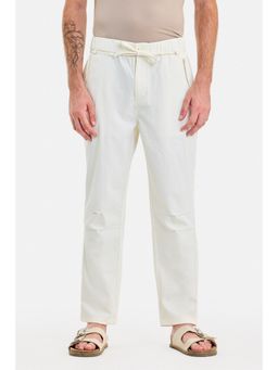Snitch - Off White Solid Regular Casual Trouser for Men