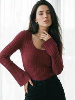 Outzidr - Maroon Solid Fitted Top