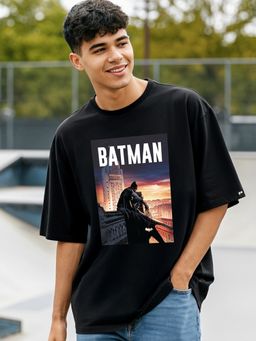 Bewakoof - Official DC Men's Black Batman Graphic Printed Oversized T-shirt