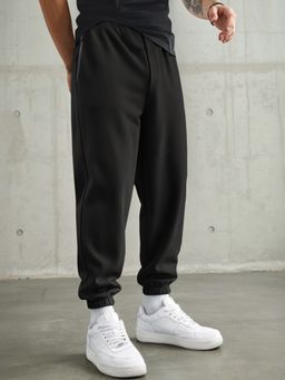 Bewakoof - Men's Black Oversized Joggers