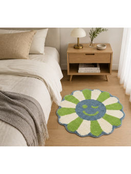 Saral Home - Wink Flower Shaped Microfiber Antiskid Round Green Bath Mat (M)