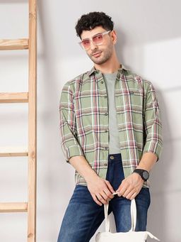 The Indian Garage Co - Men Regular Fit Checkered Full Sleeves Cutaway Collar Casual Shirt Green