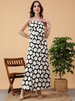 Oxolloxo - Black Shoulder Strap Pleated Detail Long Maxi Satin Dress