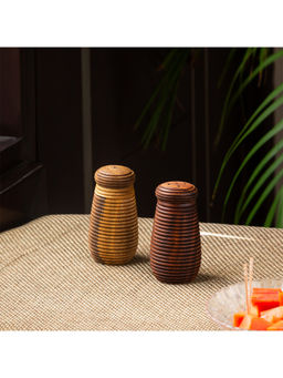 ExclusiveLane - Ripples Of Wood' Handcrafted Salt &Pepper Shakers In Mango & Sheesham Wood (Set Of 2)