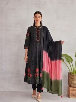 MAAND - Womens Pure Cotton Anarkali Black Kurta And Pant With Dupatta