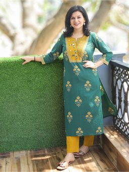 DESI SANDOOK - Woman'S Green Purple Floral Printed Kurti