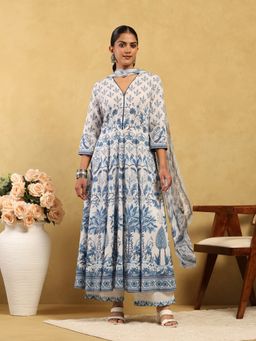 Garden VARELI - Women's White Floral Cotton Anarkali Kurta With Palazzo And Dupatta