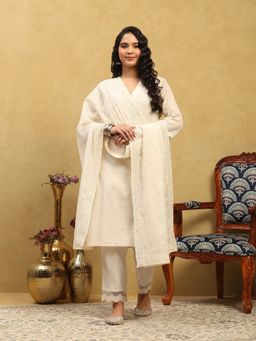 Garden VARELI - Women's White Cotton Straight KurtaWith Pant And Dupatta