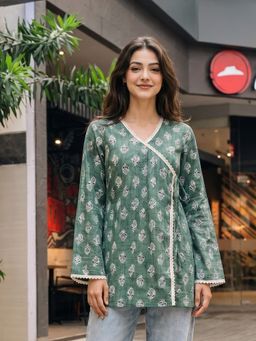 KAFTANIZE - Women Green Floral Printed With Lace Thread Detailing Angrakha Short Kurti